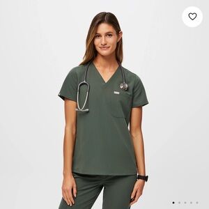 FIGS Women’s Moss Scrub Set - Catarina/Zamora